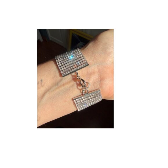 💎 NWOT Express Sparkling Rhinestone Bracelet- 7" 💎 - Picture 4 of 13